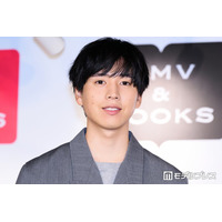 坂東龍汰、ヘアカット後のイケメン父公開「ダンディー」「目元似てる」と話題