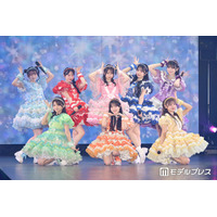 CUTIE STREET、韓国音楽番組「Mカ」初出演で話題沸騰 唯一の日本語台詞に注目集まる「これぞ日本のアイドル」「3人のエンディング妖精神」