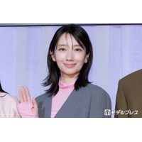 波瑠、共演者から絶賛受ける「ぴったりの役」「全員感謝している」本人は謙遜「変な汗かいてます」【月夜行路 ―答えは名作の中に―】