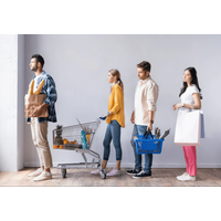 【アメリカで…】レジ待ちで前の客が突然「満面の笑み」！？順番を譲られた理由に⇒「自由で素敵」