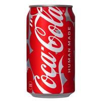「コカ・コーラ」HUMAN MADEデザインのコラボ缶、ファミマに数量限定で登場