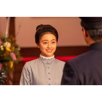 【風、薫る 第13回あらすじ】直美、身分偽り鹿鳴館の給仕に 海軍中尉の小日向（藤原季節）と出会う