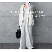 花粉と紫外線対策ができる【機能性アウター】を味方にした春のホワイトワントーン【40代の毎日コーデ】