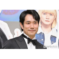 「リブート」松山ケンイチは「2度オールアップ」追加撮影したシーン明らかに「時すでにおスシ！？」にかけた公式の粋な投稿も話題に