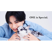 中島健人、自然な触れ合いで愛犬家らしさ発揮 ペットケアコスメブランドアンバサダー就任