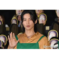 Snow Man目黒蓮、一時帰国で異例の2日連続＆生中継で舞台挨拶 相棒・高橋文哉とは「寝る時以外ずっと一緒」　【SAKAMOTO DAYS】