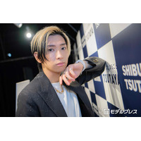 ヒカル、交際中「日プ女子」加藤神楽とのラスベガス旅行ショット公開「デートがゴージャス」「美男美女カップル」と反響