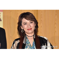 鈴木砂羽、前日に仕込んだカレーの昼食公開「具だくさんで美味しそう」「アスパラの緑が綺麗」と反響