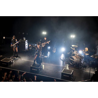 【独自コメント到着】Lonesome_Blue、浅草花劇場でワンマンライブ開催！キングレコードからの2ndフルアルバムリリースと4人目のメンバーとなる新ギタリスト加入をサプライズ発表