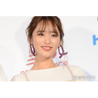3児の母・近藤千尋、家族ディズニー満喫で夫・ジャンポケ太田博久との2ショット公開「微笑ましい写真」「仲良し夫婦」の声