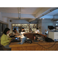 DJはナイトクラブを飛び出した。話題のイベント「YY HOUSE」から探る“DJ×空間演出”の可能性
