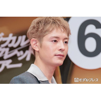 塩野瑛久、金髪姿をお披露目 夫婦役・有村架純との撮影秘話「すっごい痛かった」【マジカル・シークレット・ツアー】