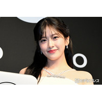 IVEユジン、ショーパンからスラリ美脚「異次元のスタイル」「脚が長すぎる」とファン悶絶