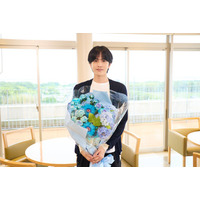 志尊淳・京本大我の“ミンタク”コンビ、クランクアップ 志尊は難役演じ切る「感謝の気持ちでいっぱい」 【10回切って倒れない木はない】