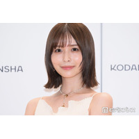 長濱ねる、美しいデコルテ際立つオフショル姿披露「ドキッとした」「ラインが美しい」