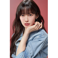 OH MY GIRLアリン「赤いヘアピン姿が愛らしく面白くて」見えてはいけない線が見える「S Line」の役柄を語る