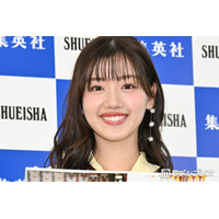 元日向坂46メンバー、純白ドレスからのぞく美脚に絶賛の声「まるでお姫様」「綺麗なお姉さん感がすごい」