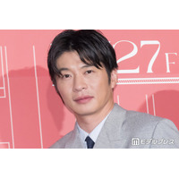 田中圭、金メッシュ姿の近影話題「新鮮」「かっこよすぎて悶絶」鈴木おさむ氏が公開