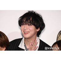 舞台「チェンソーマン」天使の悪魔役が「再現度すごい」と話題 ゆうたろう、6年ぶり2.5次元作品で真骨頂