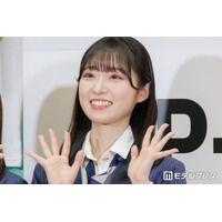 AKB48メンバー、美肌輝くノースリーブトップス姿披露「爽やかで素敵」「肌綺麗すぎる」と絶賛の声