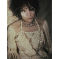 【独自コメント到着】水咲加奈、Cocco「強く儚い者たち」の制作陣が贈る新曲「ナイフ」をリリース