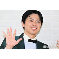コットン西村真二「嫁さんの妹が保育士なんだけどプロすぎる」0歳息子の写真＆足形使ったアート公開「発想がすごい」「めちゃくちゃ上手」と反響