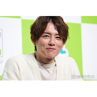 杉浦太陽「足ハグ」ギュッと抱きつく次女・夢空ちゃん公開「パパ大好きが溢れてる」「癒しパワー全開」と反響