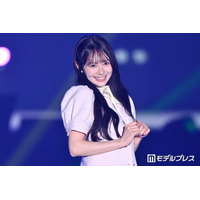 “顔面重要文化財”AKB48センター伊藤百花、美脚際立つショーパン姿公開「スタイル抜群」「眩しすぎる」と反響