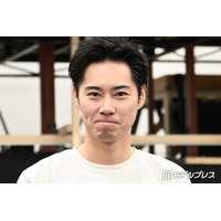 戸塚純貴、結婚発表後初の公の場「僕だけが勝手にライバルだと思っている」“劇中で対立”共演俳優に宣戦布告？【二階堂朝陽は助けに来る】