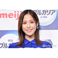 鷲見玲奈、ミニスカゴルフウェアでスラリ美脚「スタイル抜群」「脚が長い」の声