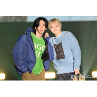 超特急・船船津稜雅＆村田祐基、カジュアルコーデでペアランウェイ 顔を見合わせポージング「おさなな良すぎた」「ニコニコ可愛い」【TGC北九州2026】