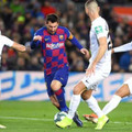 見るとサッカーしたくなる！ラ・リーガ公式渾身の「股抜きプレー集」がアツい