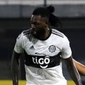 南米移籍のアデバヨール、「4試合で0ゴール1退場」で電撃退団へ