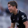 浅野拓磨、チームメイトに日本語を喋らせまくる動画がこれ