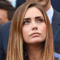 トヴァンのかわいすぎる彼女、「ビキニ姿」がこちら
