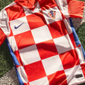 クロアチア代表、EURO2020新ユニフォーム発表！「ダークカラー再び登場」