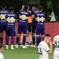 マラドーナの娘さん、ボカ選手たちの敬意に号泣する