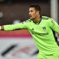 世界最強FKキッカーを阻止！ 元レアルGKアレオラの鬼反応が猫すぎる