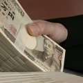 目指せ「貯金1000万円」！どうやって貯める？ 画像