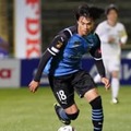 ネルシーニョ監督も脱帽！ 三笘薫の「破壊的鬼ドリブル」がこちら
