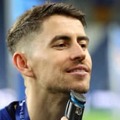 CL優勝のチェルシーMFジョルジーニョ、髭を剃ってイメチェン！一体なぜ