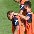 エムバペとジルーに不仲説…「インザーギにうんざり」の謎発言も