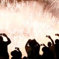 勝利を祝うファンの「花火が大爆発」驚愕の瞬間が撮影される 画像