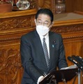 参院本会議の代表質問で答弁する岸田首相＝9日午前