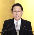 伊勢神宮の参拝を終え、年頭の記者会見をする岸田首相＝4日午後、三重県伊勢市