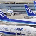 羽田空港に駐機する全日空機＝2020年10月