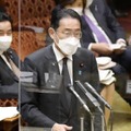 参院予算委で答弁する岸田首相＝7日午前