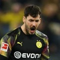 ドルトムント、GKビュルキの退団を発表…アメリカ移籍