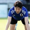 俺はボランチじゃねえ！原口元気、“最強3センター”との違いを強調