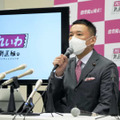 記者会見で参院選に立候補する意向を表明したれいわ新選組の山本代表＝15日午後、国会